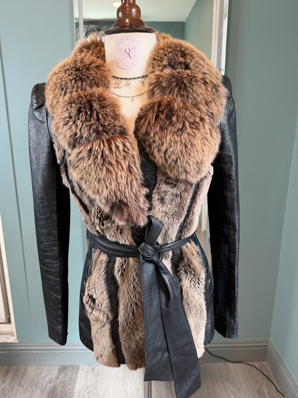 Y2K Genuine Pig Leather Fox Fur Collar Rabbit Fur Belted Fitted Jacket XS